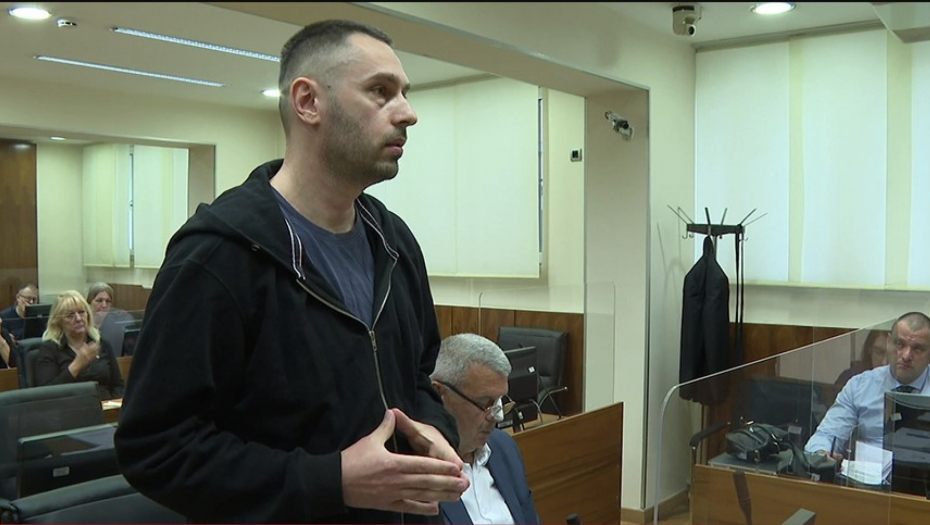 "POMINJAO JE DA IMA ČUDNOG KOLEGU" Majka ubijenog Bogdanovića apelovala na mlade: Pazite ko vam je iza leđa, moj sin je s leđa ubijen