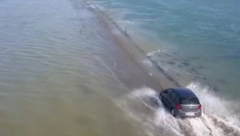 LUDA TRKA SA VREMENOM Put koji nestaje pod vodom, dva puta dnevno, ko ne stigne, ostaje zarobljen