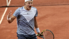 POSLE ČETIRI SATA VELIKE BORBE Rune u četvrtfinalu Rolan Garosa