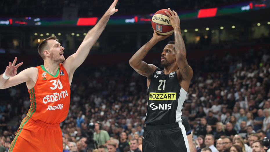 PARTIZAN RAZMONTIRAO CEDEVITU Crno-beli ubedljivom pobedom do finala ABA lige
