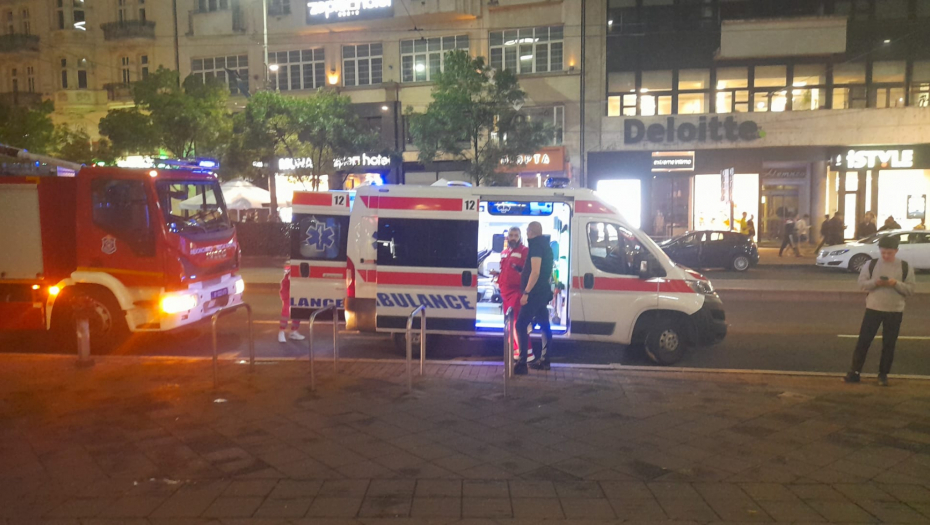 ALO! NA LICU MESTA: EVAKUACIJA U TOKU, HITNA ZBRINJAVA POVREĐENE Ovo je uzrok stravičnog požara na Terazijama (FOTO/VIDEO)