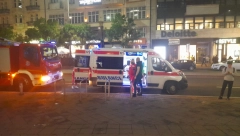 ALO! NA LICU MESTA: EVAKUACIJA U TOKU, HITNA ZBRINJAVA POVREĐENE Ovo je uzrok stravičnog požara na Terazijama (FOTO/VIDEO)