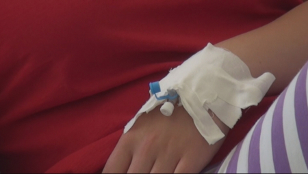 SEDMOMINUTNA INJEKCIJA ZA LEČENJE RAKA Stotine pacijenata po prvi put dobija novu terapiju