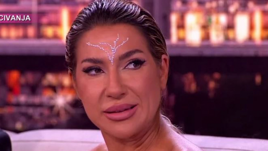 UDAJE SE JOVANA JEREMIĆ?! Voditeljku zaprosio ovaj muškarac, prisutni u šoku! (VIDEO)