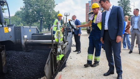 MIROVIĆ: Pokrajinska vlada za projekte u Novom Sadu izdvojila ukupno šest milijardi dinara