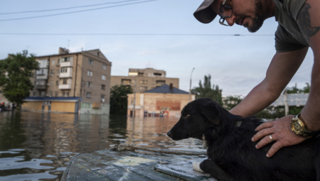 VEZALI MU RUKE, PA GA BACILI U JEZERO Britanski plaćenik pronađen mrtav u Ukrajini