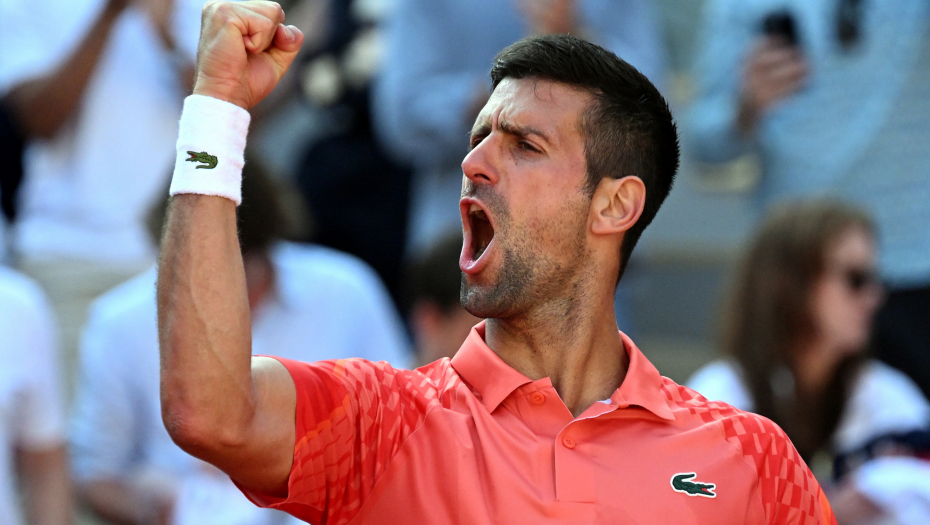 ALKARAZ BACIO REKET  Novak totalno izludeo Karlitosa