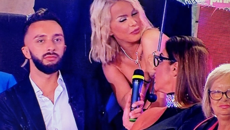 SKANDAL U STUDIJU Ermina se unela u lice kumi Ane Ćurčić, a onda se umešala i njena majka!