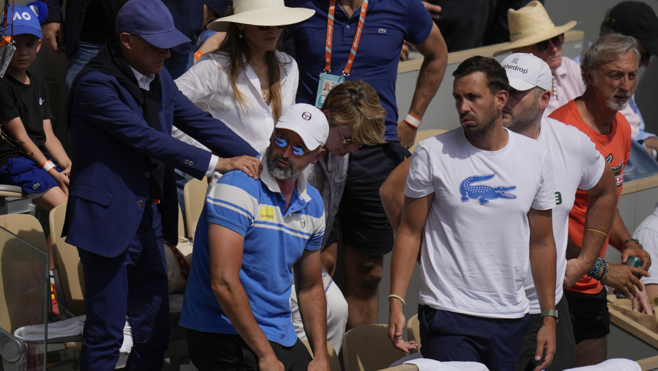 KAKVA FOTKA Drama je velika, evo kako Ivanišević ubija stres zbog Noletovog meča (FOTO)