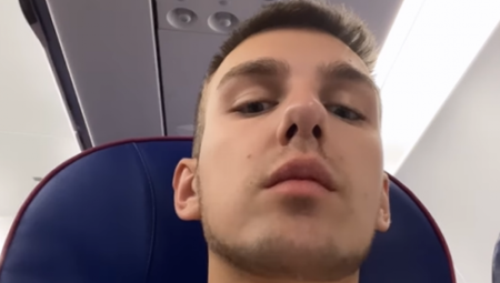 SRPSKI INFLUENSER ŠOKIRAO SVE! Odlazak u toalet u Beogradu platio 1.000 dinara: Rekao sam da nemam keš, doneo mi je aparat!