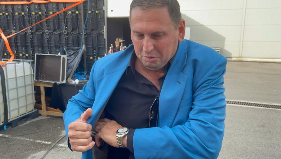 TAKI STIGAO U KARANTIN Oženjen čovek nema šta da traži s mojom Majom, otkrio i detalje sa operacije