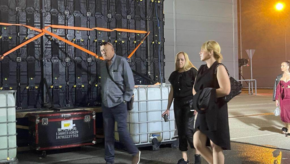 SESTRA FILIPA CARA PROGOVORILA ZA ALO! Nakon vesti da je njihovom ocu pozlilo otkrila je gde je on sada! (FOTO)