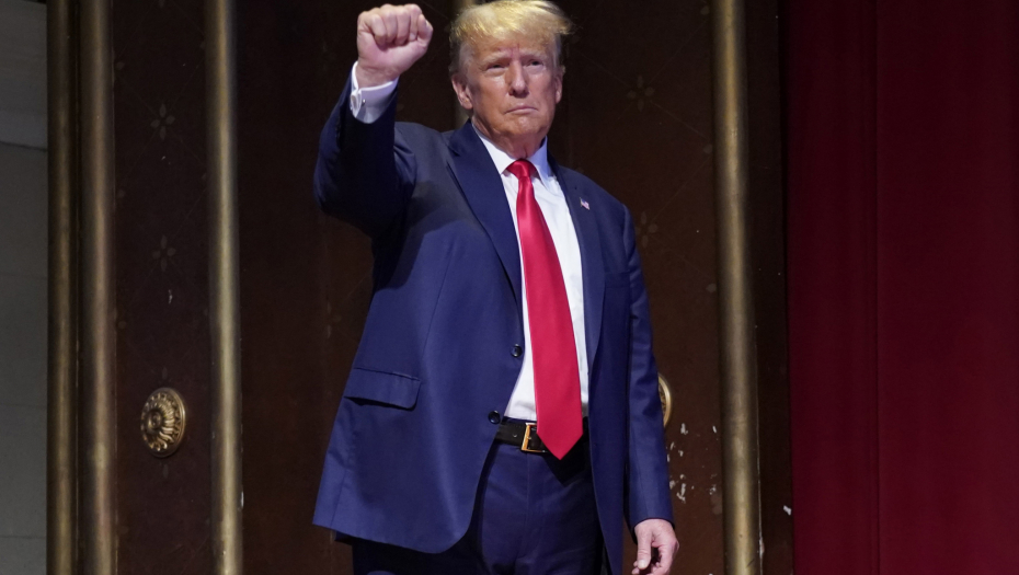 TRAMP ZATRAŽIO ODLAGANJE POČETKA SUĐENJA Oglasili se njegovi advokati