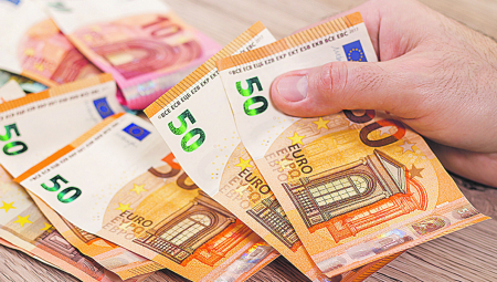 SRAMOTA Organizatori nestali s kotizacijom na međunarodnom fudbalskom turniru u Austriji: Stotine dece iz Srbije pokradeno