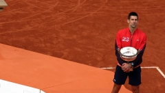 NOVAK "POSVAĐAO" BRITANCE: Na Ostrvu se vodi pravi medijski rat oko Đokovića