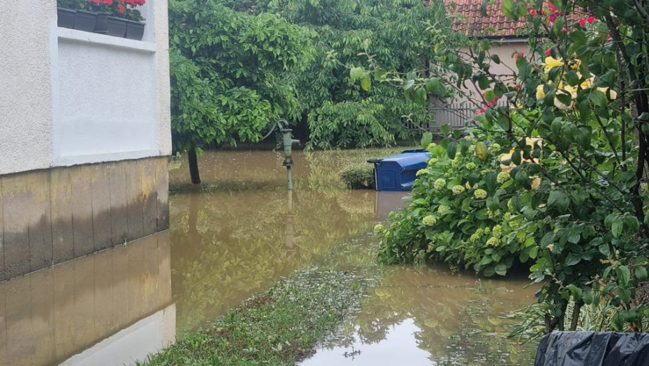 NAJKRITIČNIJE U ČAČKU Vanredna situacija u 26 opština i gradova, evakuisano šest osoba