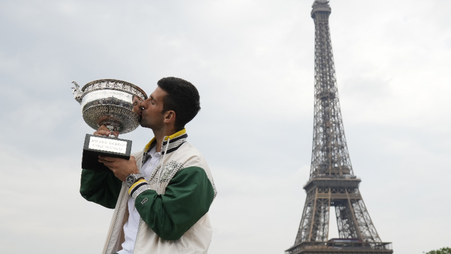 Dejan Hristov: Novak nije najbolji, on je fah-idiot jer nije na protestima i ne mrzi Vučića (FOTO)