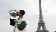 Dejan Hristov: Novak nije najbolji, on je fah-idiot jer nije na protestima i ne mrzi Vučića (FOTO)