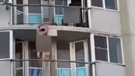 NIJE LAKO ŠVALER BITI Ako nisi Spajdermen, samo prizemlje! (VIDEO)