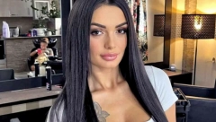 VIKI MITROVIĆ POKAZALA TRUDNIČKI STOMAK! Biznismena krije kao zmija noge, a sada objavila fotku u vrelom izdanju! (FOTO)