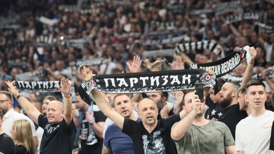 BAJERN ZOVE NAVIJAČE PARTIZANA: Budite sa nama