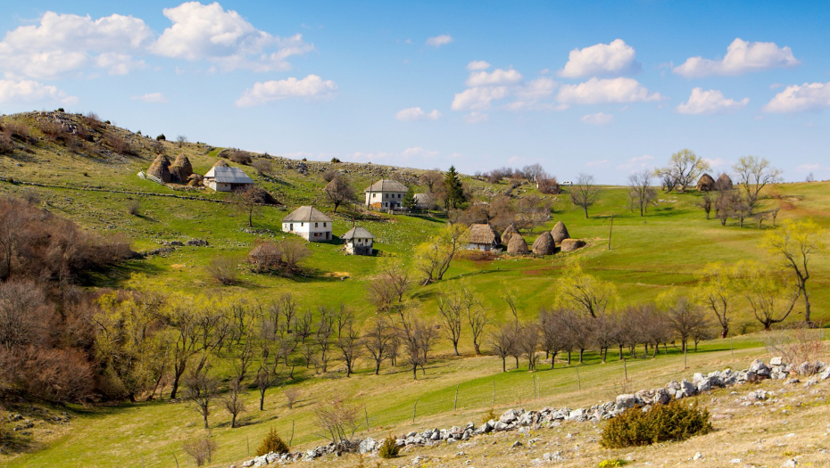 PROCVAT JEDNE GRANE TURIZMA U SRBIJI: Stranci poludeli za ovim lokacijama a država daje 150 miliona!