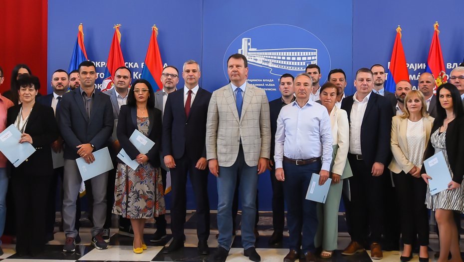 MIROVIĆ:Pokrajinska vlada izdvojila 225 miliona dinara za realizaciju 57 projekata u oblasti sportske infrastrukture (FOTO)