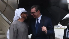 SNAŽNA PORUKA PREDSEDNIKA SRBIJE Vučić razgovarao sa Bin Zajedom o aktuelnim dešavanjima na Kosovu i Metohiji (FOTO)