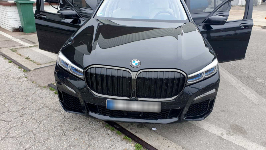 HAPŠENJE U BEOGRADU Preprečili put Viškovićevom sinu, pretili obezbeđenju