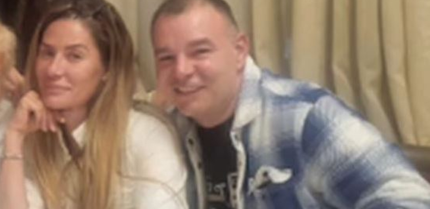 ROLEKS SIJA KAO SUNCE! Ana Ćurčić pokazala sat koji je dobila od Ace Bulića, bivši partneri se ne odvajaju!