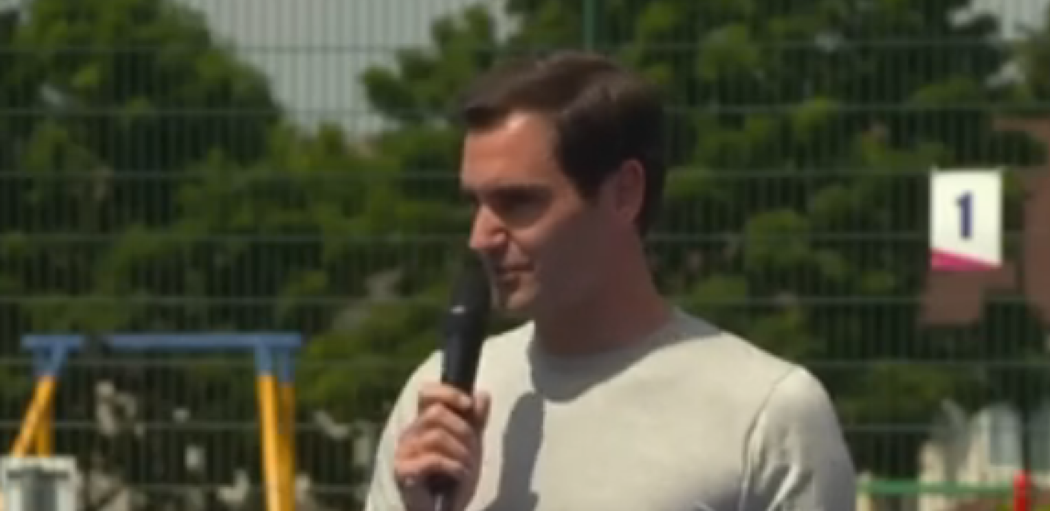 CEO SVET JE OVO ČEKAO Pojavio se snimak Rodžerove čestitke Novaku, više je pričao o sebi (VIDEO)