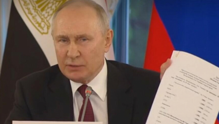 PUTIN POKAZAO NACRT SPORAZUMA O UKRAJINI Dokument su parafirali, ali...