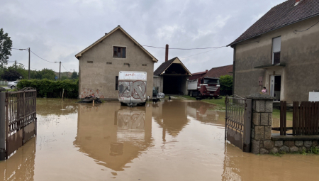 MUP IZDAO HITNO UPOZORENJE Naredbe su date zbog dolaska oluje u Srbiju, ovo su detalji