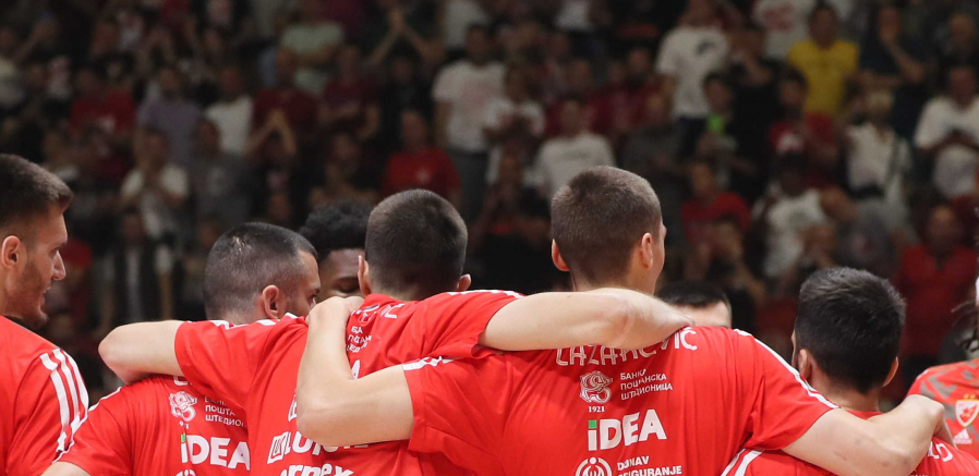 ITALIJANSKI NOVINAR "DOVEO" ZVEZDI POJAČANJE Srbin ga nikad jače ohladio (FOTO)