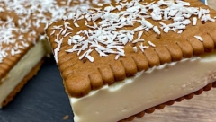 KOLAČ ZA 15 MINUTA Krempita sa keksom se lako pravi, a generacijama je omiljena jer svima izmami osmeh!