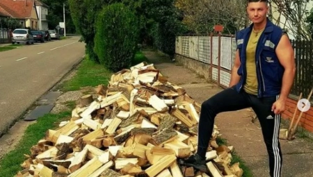 VIKTOR CEPA DRVA ZA STARE I BOLESNE Zovu ga Konan iz Rume, sve majke ga žele za zeta