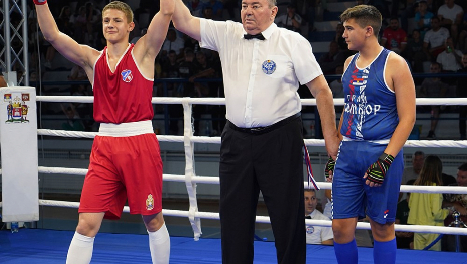 Somborcima šampionski trofej Bokserske lige Srbije 2023.