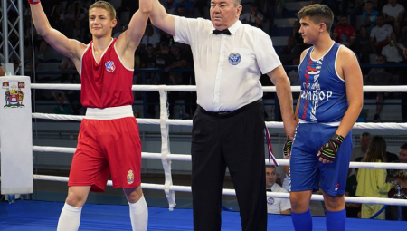 Somborcima šampionski trofej Bokserske lige Srbije 2023.