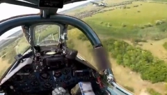 SNIMAK IZ UGLA PILOTA RUSKOG SUHOJA Ovako izgleda vazdušni napad pri brzini od 900 kilometara na sat (VIDEO)