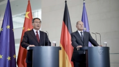 ZAPAD OD KINE OČEKUJE DA IZVRŠI PRITISAK NA RUSIJU ZBOG UKRAJINE "Čudan" sastanak Šolca i Li Ćanga - ovo su detalji