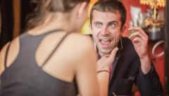 SADA ĆE SUMNJATI CELOG ŽIVOTA Muž se neslano našalio, a ovakvu ženinu reakciju nije očekivao