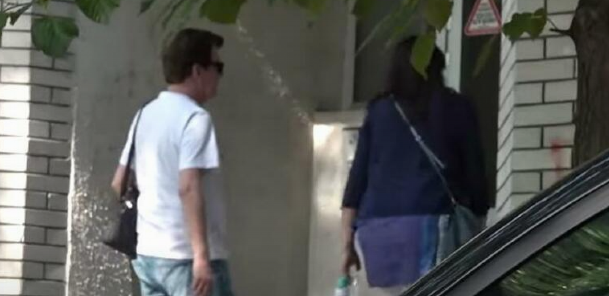 GODINU DANA SU OVDE Nakon što je uhvaćen sa novom devojkom, isplivali novi detalji o Bajagi i misterioznoj crnki!