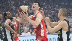 ODLUČIO DA OSTANE U CRVENO-BELOM Evo koliku platu će imati Luka Mitrović u Zvezdi