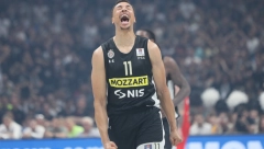 OSVOJIO TROFEJ, PA SAZNAO NAJLEPŠU VEST Devojka saopštila Egzumu da će postati otac (FOTO)