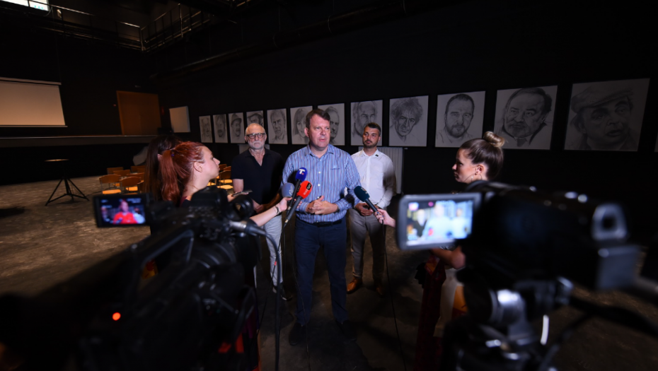 "KULTURA JE NAJVAŽNIJA NIT KOJA NAS POVEZUJE..." Mirović na otvaranju 6. Ravno Selo film festivala u novom Domu kulture (FOTO)