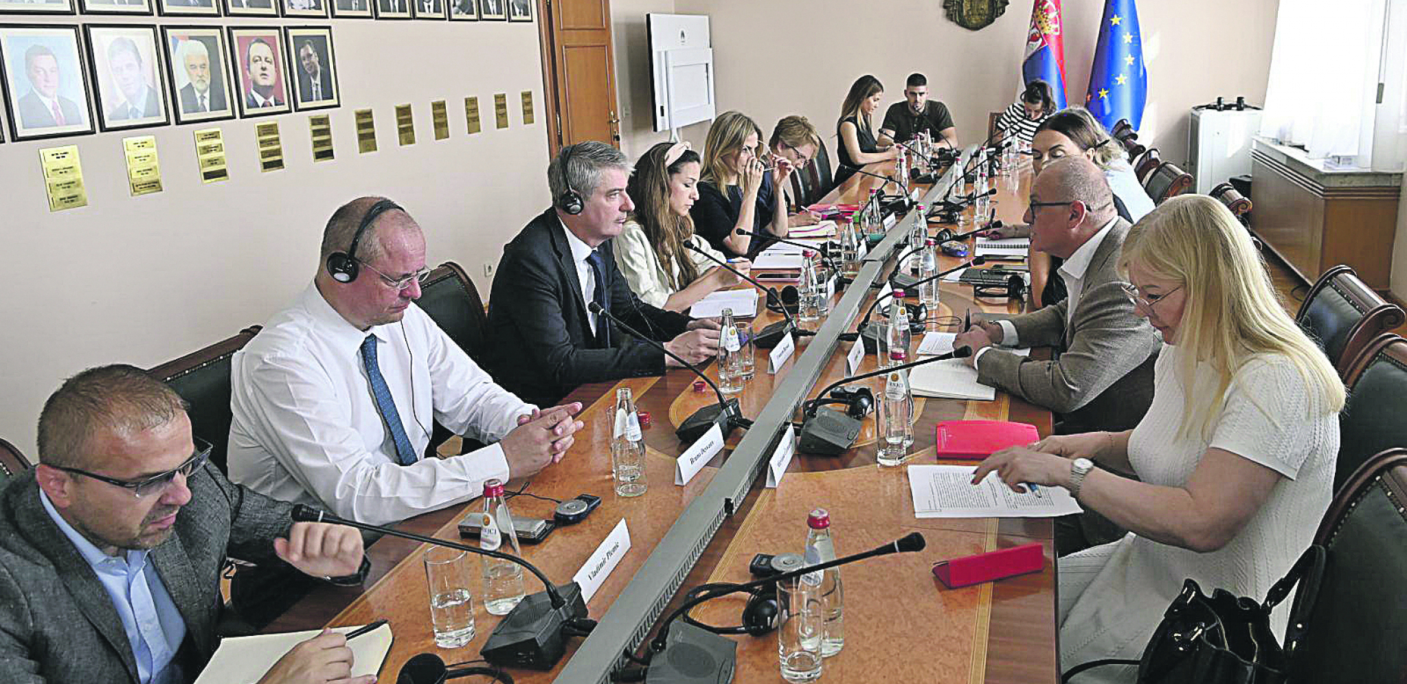 PUTNICI U BEOGRADU DA BUDU TRETIRANI KAO DA SU U PARIZU! Vesić Vansiju poručio da hitno sprovedu mere, u suprotnom - država će reagovati