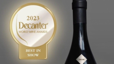 ISTORIJU PIŠU POBEDNICI, A GRAŠAC VINARIJE VINČIĆ JE TO! Fantastičan uspeh za srpsko vinarstvo i porodičnu vinariju iz Šida