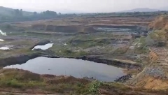 OVDE SU SE UTOPILI BRAT I SESTRA KOD PROKUPLJA Ušli u rupu napunjenu kišnicom da se rashlade i nastradali (FOTO)