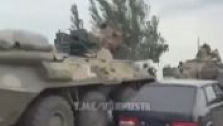 KADIROVCI KRENULI NA VAGNEROVCE Vojska zaglavljena u saobraćajnoj gužvi kod Rostova (VIDEO)