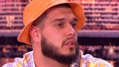 DEJAN DRAGOJEVIĆ HOSPITALIZOVAN? Isplivala stravična fotka, fanovi zabrinuti za njega! (FOTO)